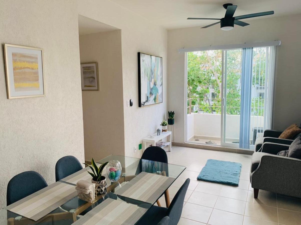 Franks House Apartment "Shared House" Канкун Екстериор снимка