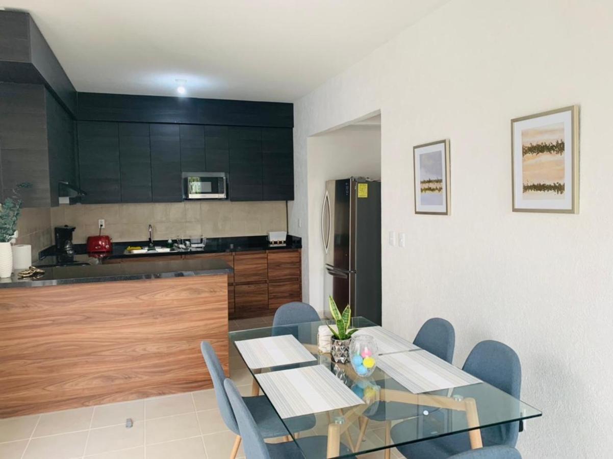 Franks House Apartment "Shared House" Канкун Екстериор снимка