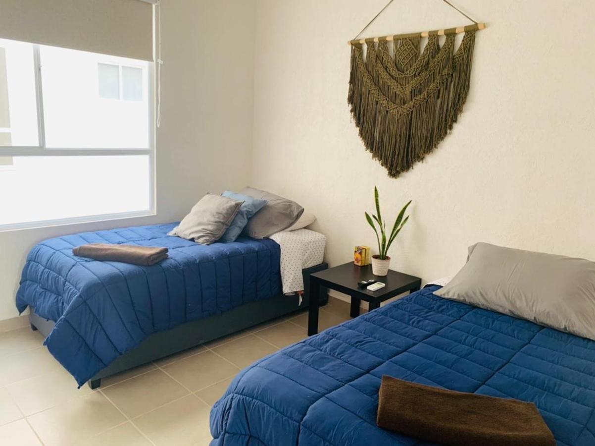 Franks House Apartment "Shared House" Канкун Екстериор снимка
