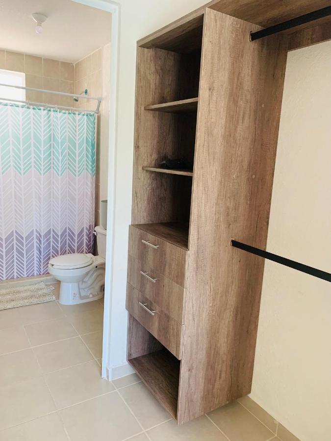 Franks House Apartment "Shared House" Канкун Екстериор снимка